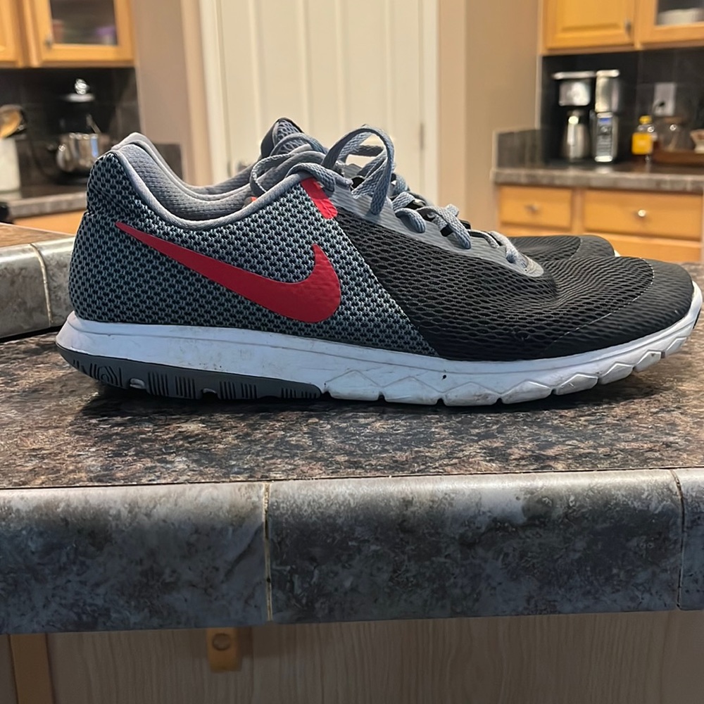 Nike flex experience RN 6